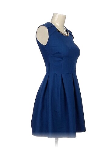 Vintage Love PreLoved Kısa Elbise %70 İndirimli.