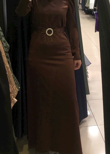 Kahverengi saten tesettür abiye