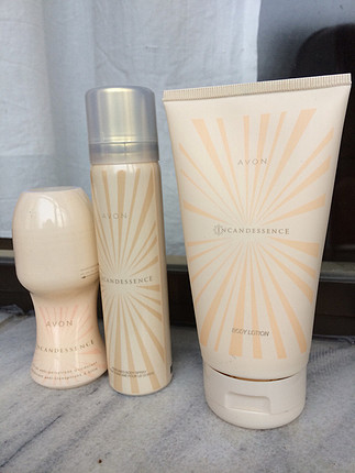 AVON incandessence vücut kremi deodorant ve incandessence roll o