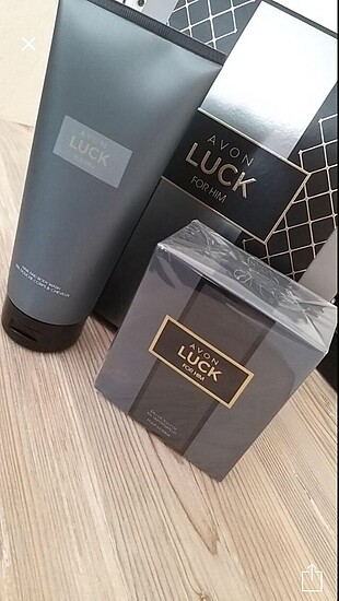 Avon Luck Erkek parfüm seti 2 set fiyatıdır