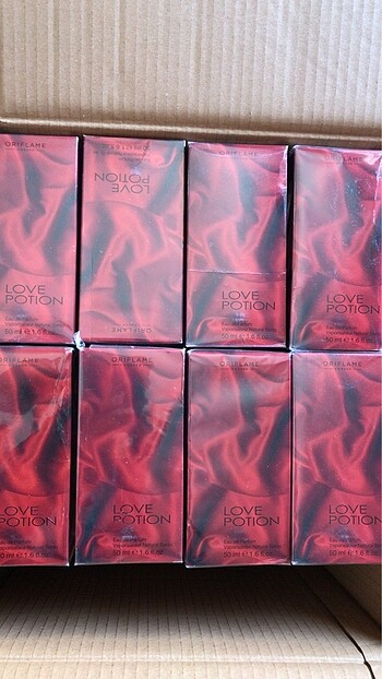 Oriflame Love potion Bayan Parfüm 1 adet fiyatıdır