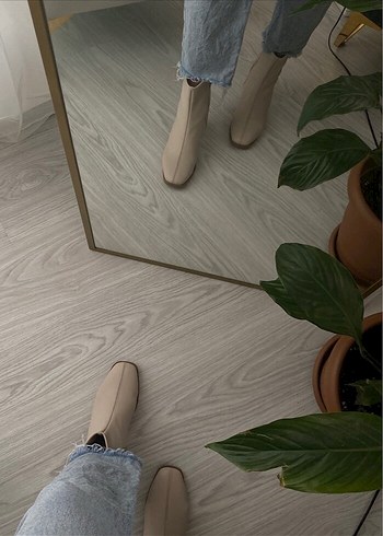 38 Beden Bej Topuklu Minimalist Kadın Bot