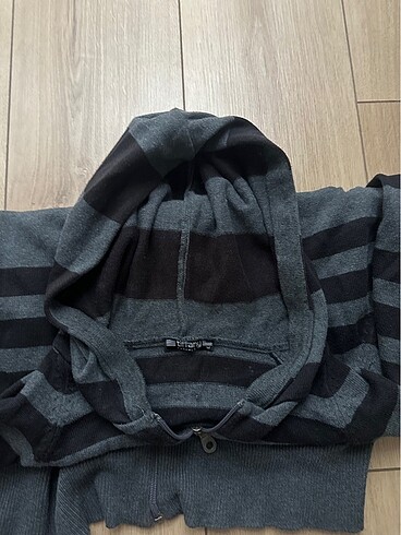 m Beden Tiffany Kapsonlu Sweatshirt