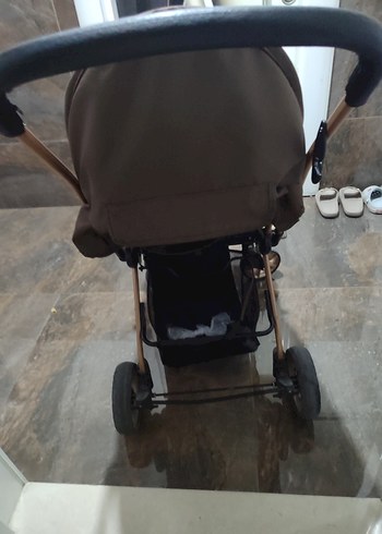 Kahverengi Bebek Arabası - Görsel 2
