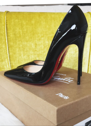 37 Beden Christian Louboutin So Kate 12 Patent