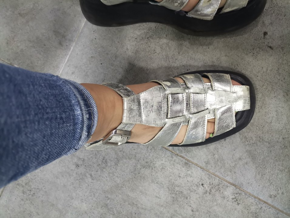 Gri Yılan Desenli Platform Topuklu Kadın Sandalet - Görsel 2