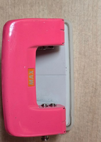 Pembe Masaüstü Delgeç - Görsel 3