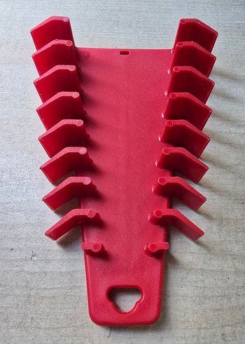 İzeltaş 8li anahtar takımı panosu - Görsel 3