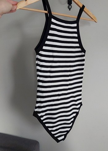 Siyah-Beyaz Çizgili İnce Askılı Body - Görsel 5