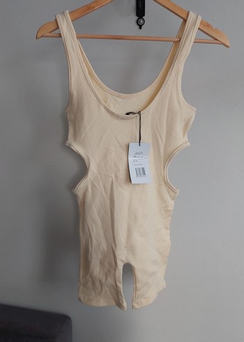 Sarı Fitilli Kolsuz Tulum - Görsel 3