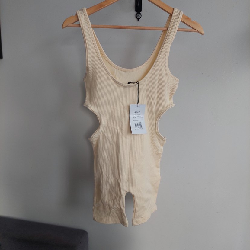 Sarı Fitilli Kolsuz Tulum - Görsel 3