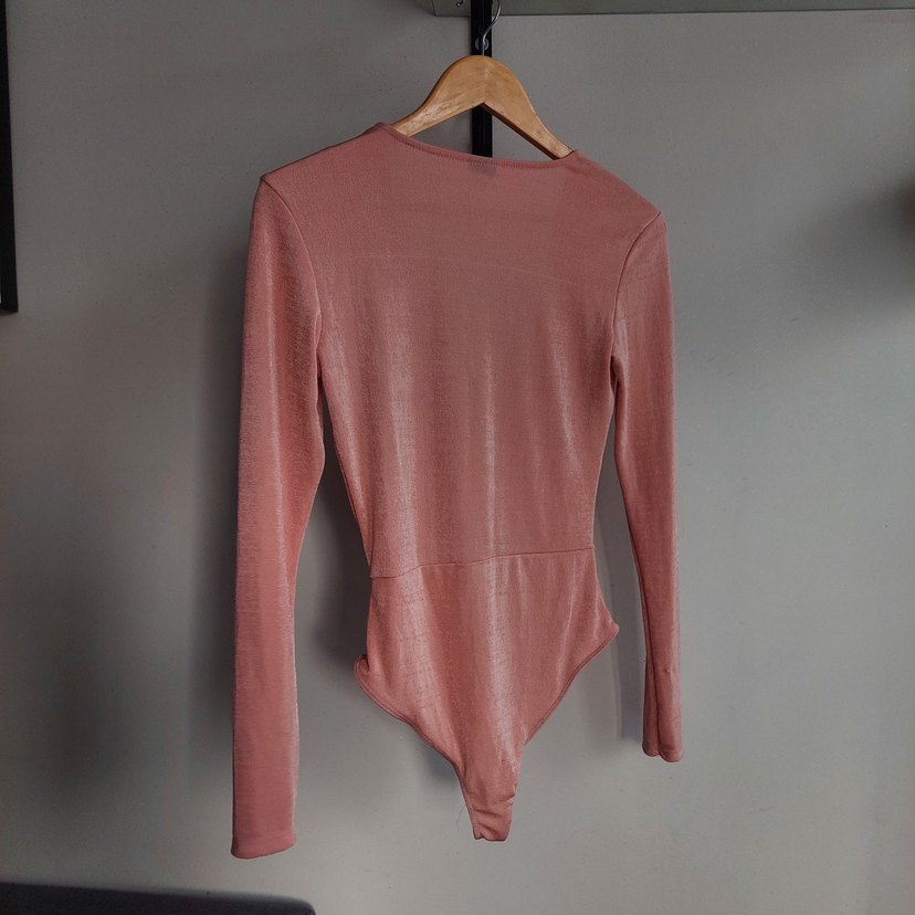 Pembe Drapeli V Yakalı Kadın Bluz - Görsel 5