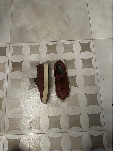 Theg Theg bordo ayakkabı