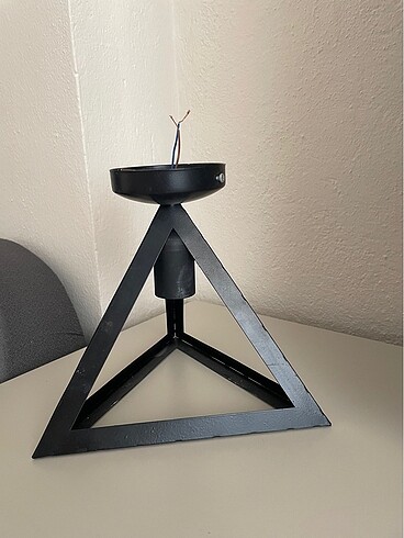 RUSTİK MODEL ÜÇGEN AVİZE