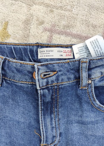 Zara Nakışlı Kadın Mavi Denim Mom Jean