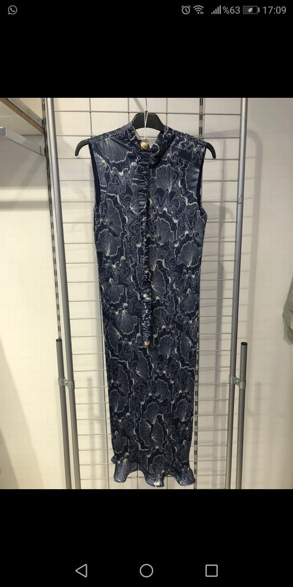 Gri Yılan Desenli Yüksek Yakalı Uzun Elbise setrw marka - Görsel 4