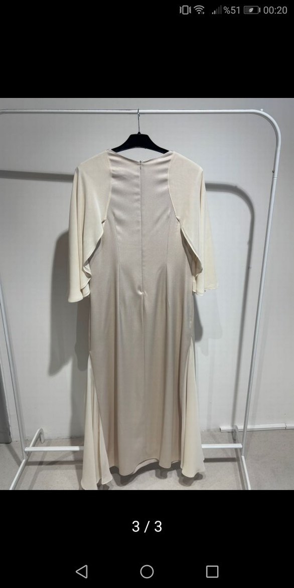 Beyaz Uzun Kayık Yaka Salaş Elbise - Görsel 3