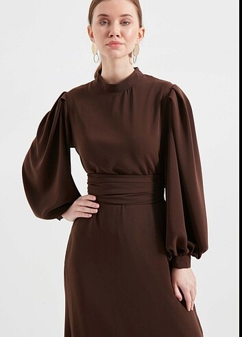 Birgül Bektaş kahverengi Nora elbise