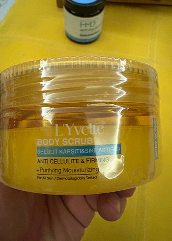LYvette Selülit Karşıtı & Sıkılaştırıcı Vücut Peelingi 250ml - Görsel 2