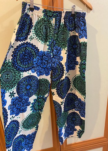 Trendyol & Milla Renkli Bohem Piliseli Midi Kadın Pantolon