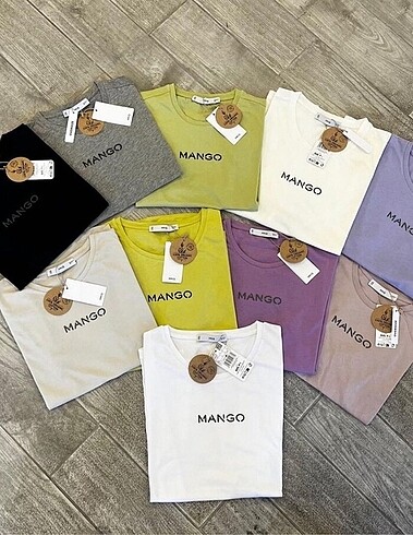 Mango tshirt