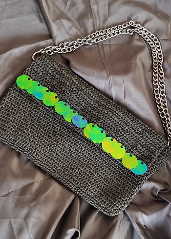 Gri Zincir Detaylı Örgü Kadın Çanta pullu - Görsel 5