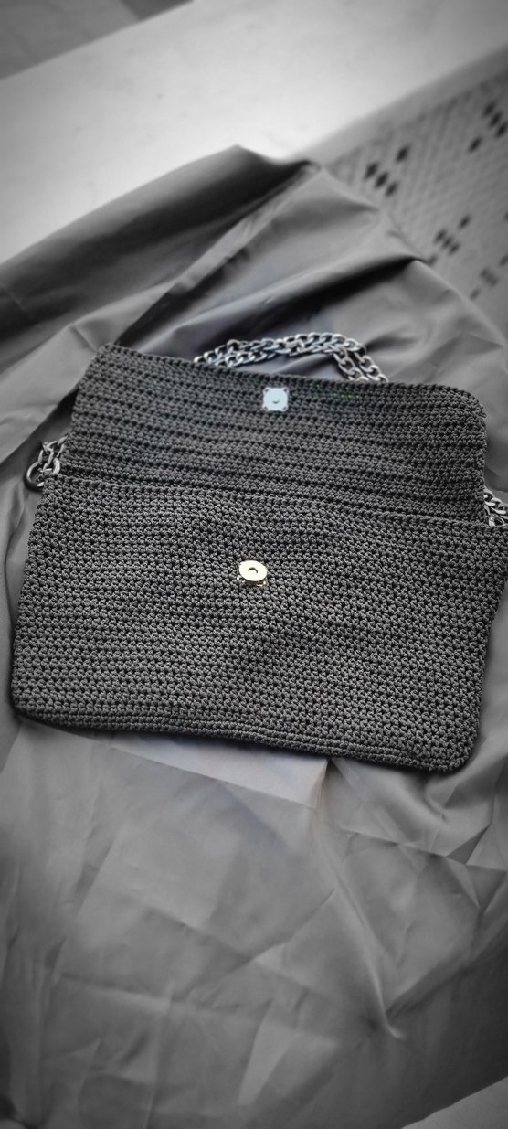 Gri Zincir Detaylı Örgü Kadın Çanta pullu - Görsel 2