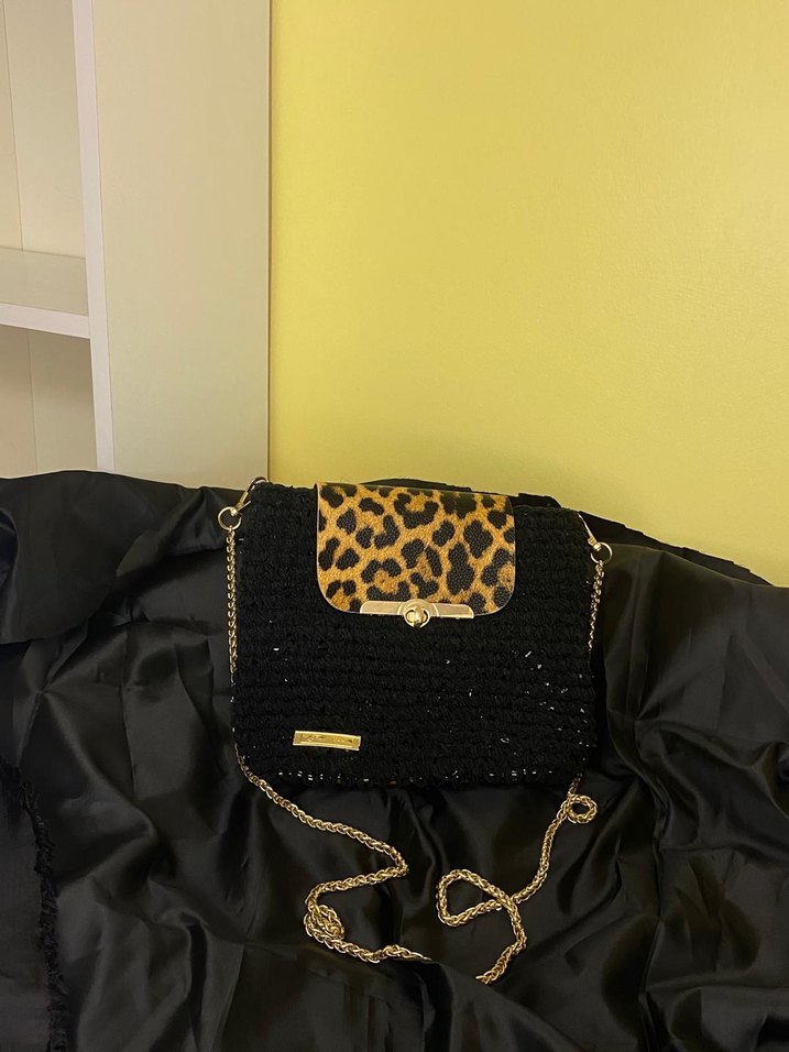 Leopar Detaylı Zincir Askılı Siyah Örgü Çanta - Görsel 4