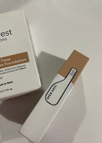 The Purest Solutions Serum Fondöten SPF 50 - Görsel 2