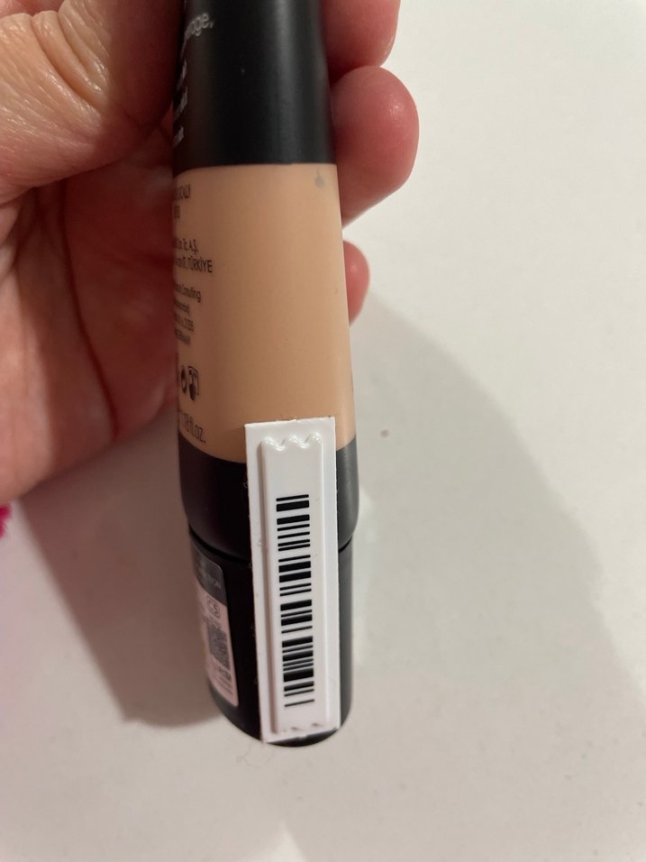 Golden Rose Mat Matlaştırıcı Fondöten SPF15 - Görsel 3