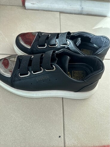 New Balance Spor ayakkabı