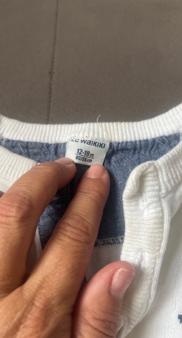 Düğmeli Beyaz V Yaka Pamuklu Erkek Kazak lcw12-14 ay - Görsel 2