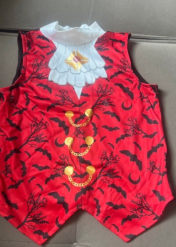 H&m pelerinli dracula kostümü 6-8 yaş
