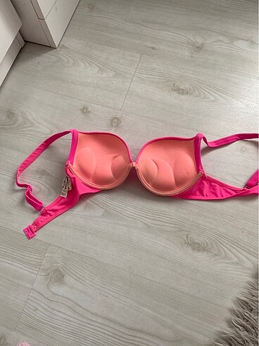 40 Beden Fuşya pembe bikini üzeri