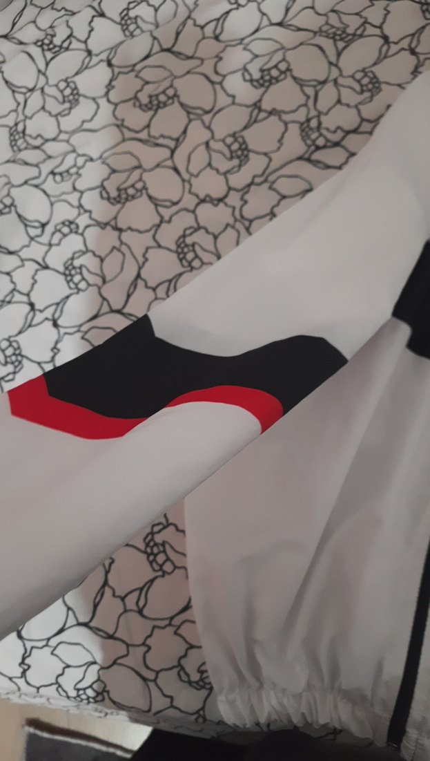 Beyaz Fermuarlı yagmurluk - Görsel 2