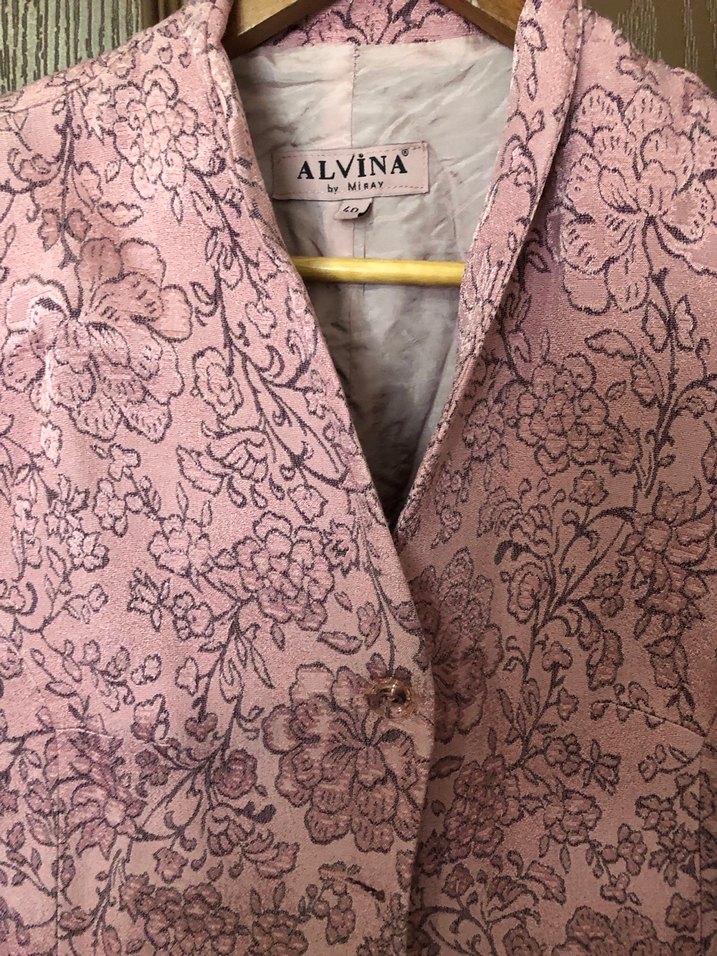 Pembe Uzun Kol Detaylı Kadın Takım Elbise - Görsel 2