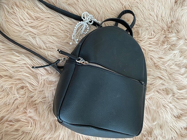 Stradivarius Siyah Sırt Çantası