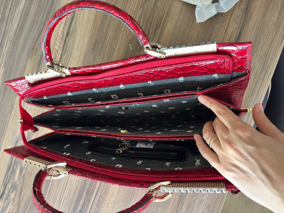 Kırmızı Yılan Derisi Desenli Vintage Deri Çanta - Görsel 2