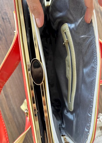 Parlak Kırmızı Deri Kadın Çanta - Görsel 4