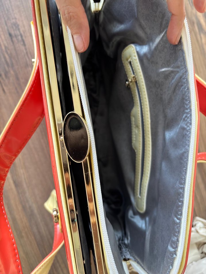 Parlak Kırmızı Deri Kadın Çanta - Görsel 4