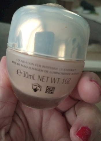 Shiseido Future Solution LX Işıltılı Fondöten SPF 15 30ml - Görsel 8