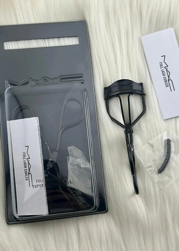 MAC Siyah Kirpik Kıvırıcı ilan
