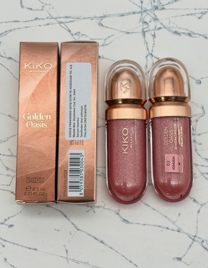 KIKO Golden Oasis Parlak Altın Ruj - Görsel 3