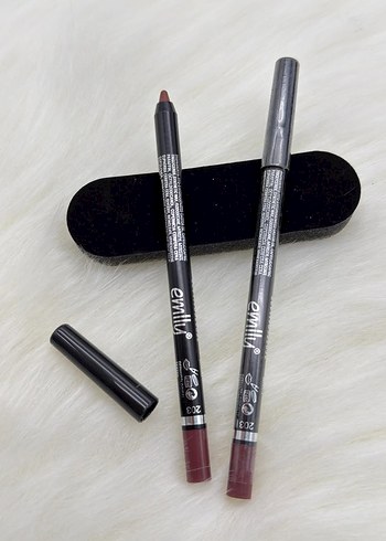 Canlı Kırmızı Dudak Kalemi - Görsel 3