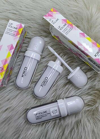  Beden Kiko Lip Volume 