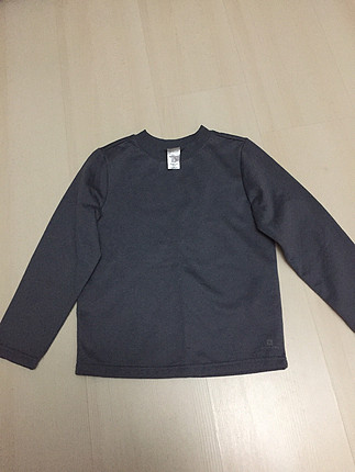 Decathlon marka 5-6 yaş, içi polar sweatshirt