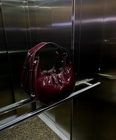 Cherry red çanta