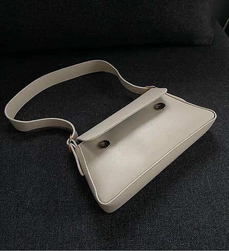 Stradivarius Kapaklı çanta