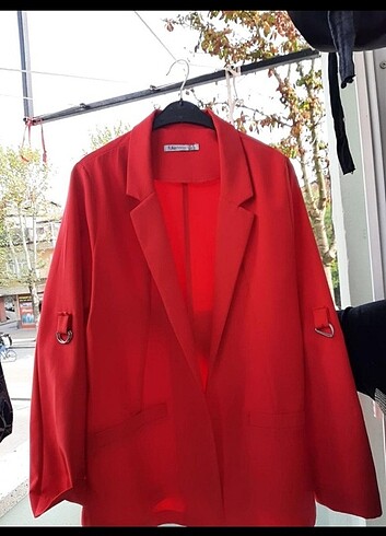 m Beden Kırmızı ceket