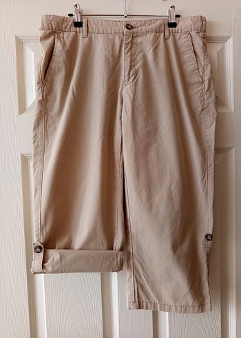 LC Waikiki LCWAİKİKİ Bermuda bej renk